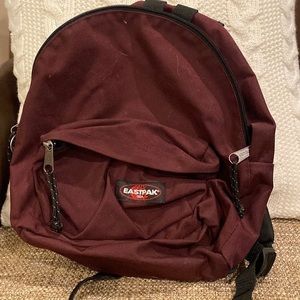 𝅺EASTPAK Backpack